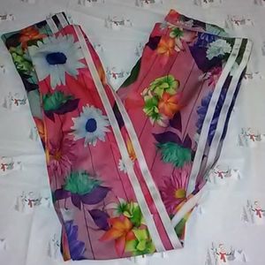 Girls Adidas floral leggings Sz small